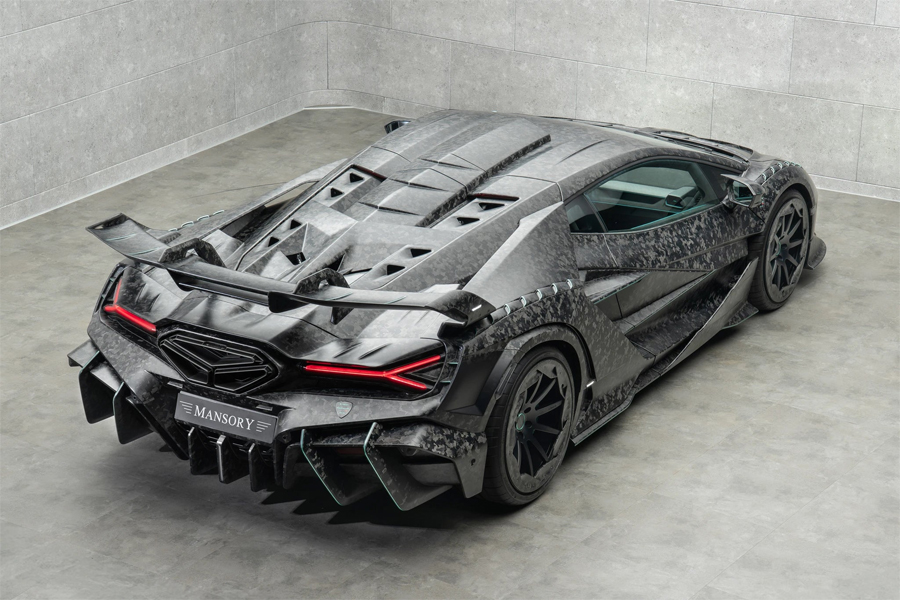 Carbon Fiber Without Compromise Inside Mansory’s Revuelto-Based Carbonado X Carbon Fiber Without Compromise Inside Mansory’s Revuelto-Based Carbonado X