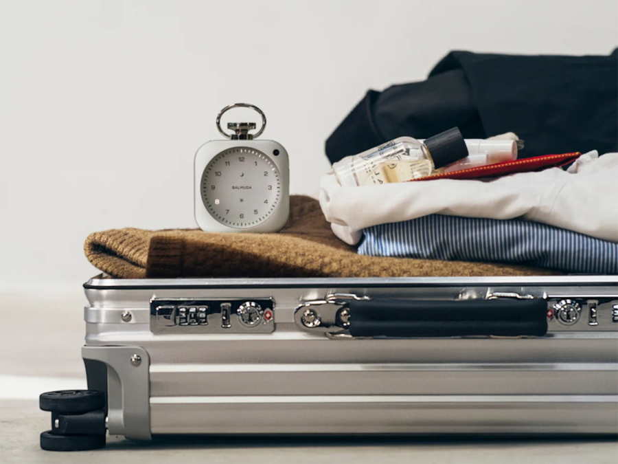 The Clock That Finally Replaces Your Phone on the Nightstand