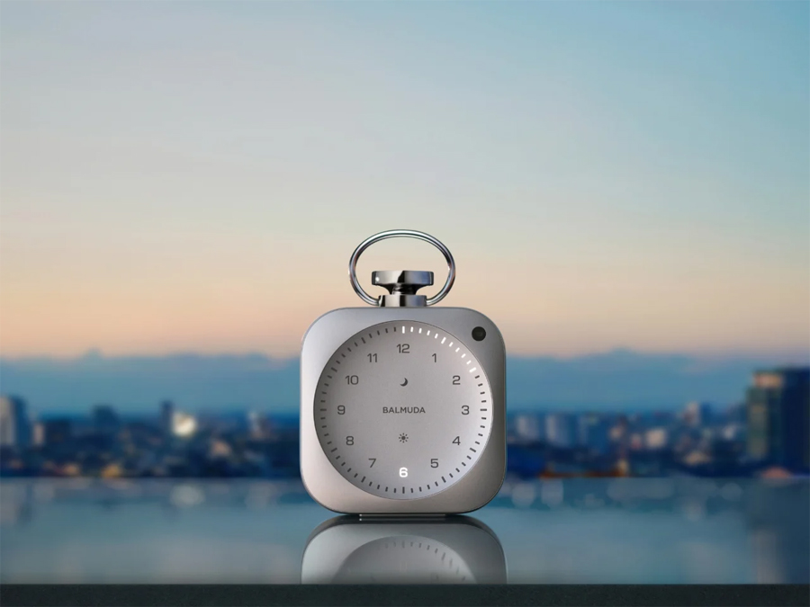 The Clock That Finally Replaces Your Phone on the Nightstand