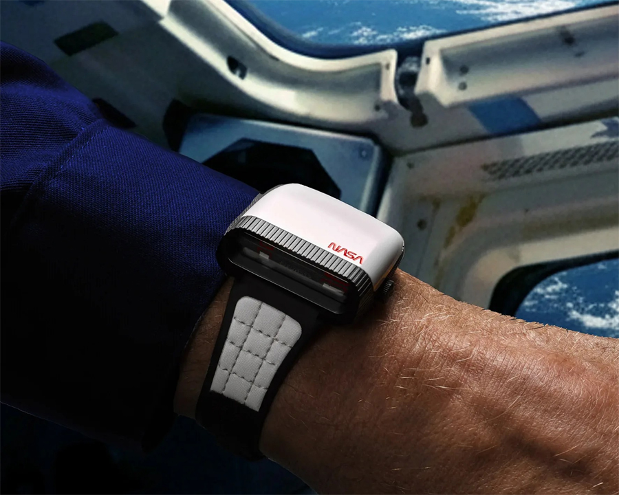 Amida Digitrend Nasa Tribute Watch