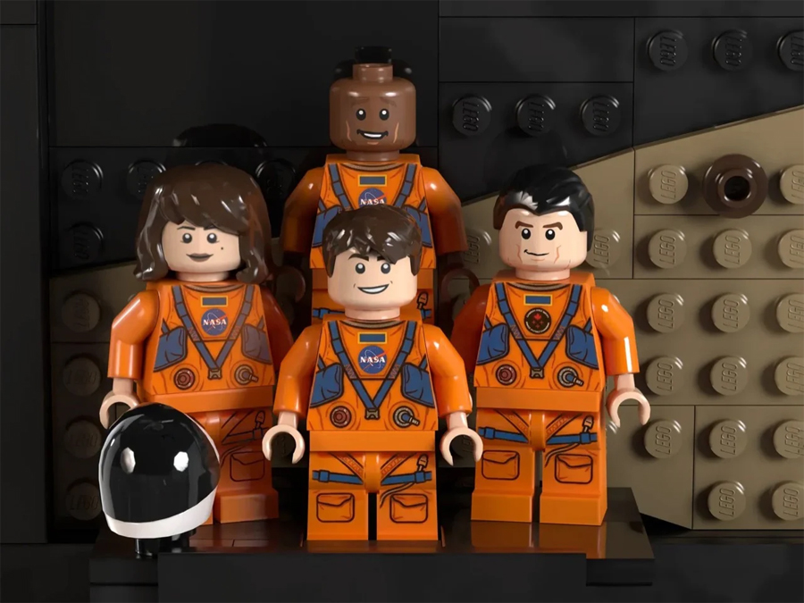 From Apollo 8 to Artemis II - 58 Years in Plastic Brick