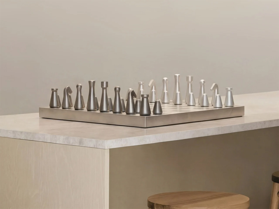 Stoa Reimagines Chess Through Scandinavian Minimalism