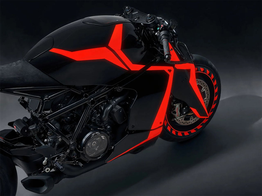 Diamond Atelier’s DA#22 ULTRON Is a 205-HP Hyperbike Built Like a Sci-Fi Machine