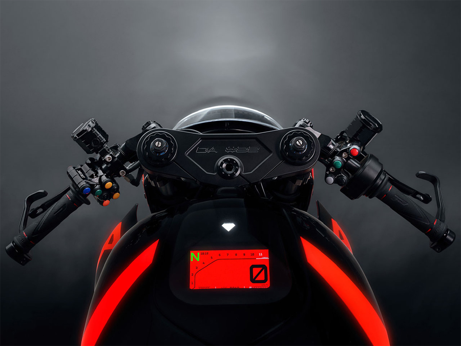 Diamond Atelier’s DA#22 ULTRON Is a 205-HP Hyperbike Built Like a Sci-Fi Machine