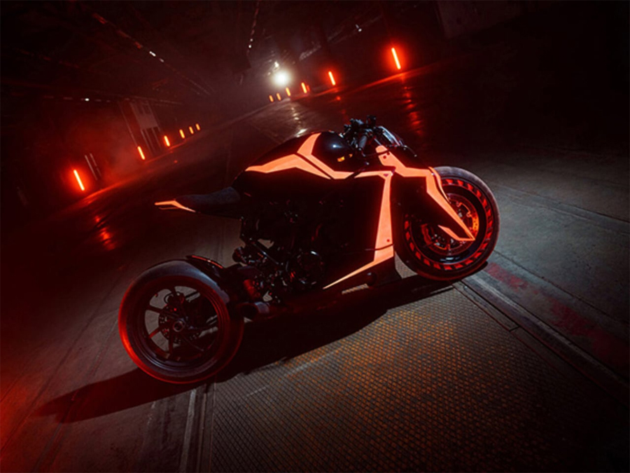 Diamond Atelier’s DA#22 ULTRON Is a 205-HP Hyperbike Built Like a Sci-Fi Machine