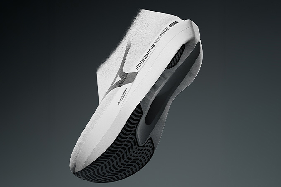 Mizuno's Hyperwarp 96 Is the World's Lightest Carbon Racing Shoe