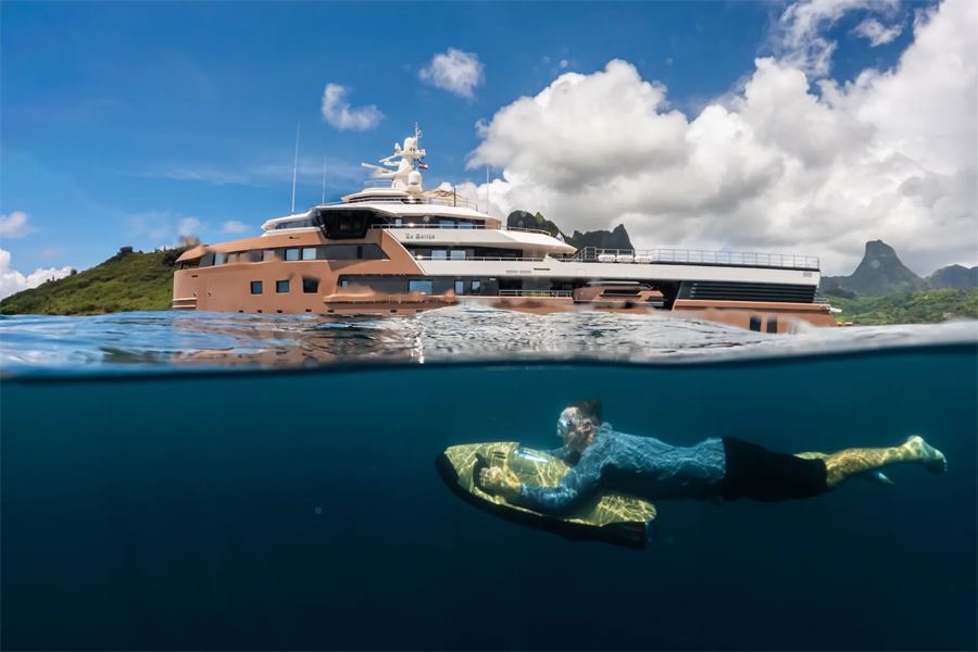 La Datcha Is a Luxury Expedition Yacht Built for the Ends of the Earth