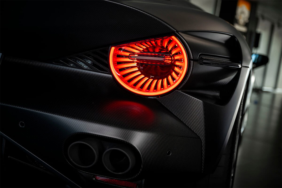 Alfa Romeo 33 Stradale Perla Nera Is a One-Off Supercar With a Bare Carbon Body
