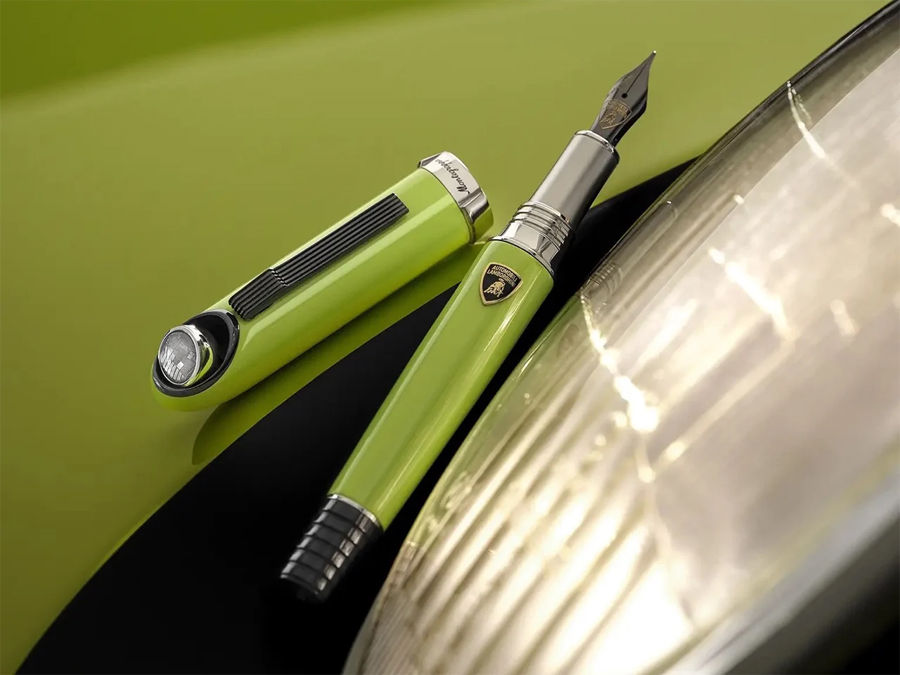 Lamborghini Miura Fountain Pen Turns an Iconic Pop-Up Headlight Into a Working Mechanism