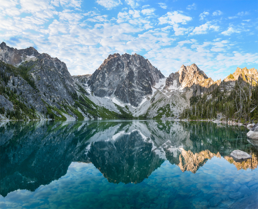 Discovering Colchuck Lake, Washington: Trail Highlights and Hiking Tips 