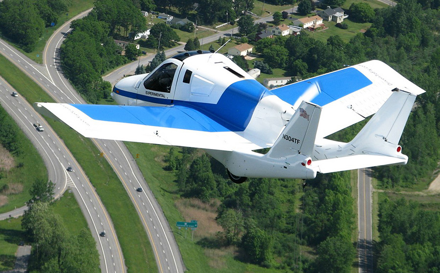 Terrafugia TRANSITION flying car