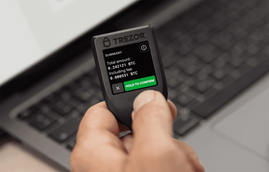 Trezor Model T