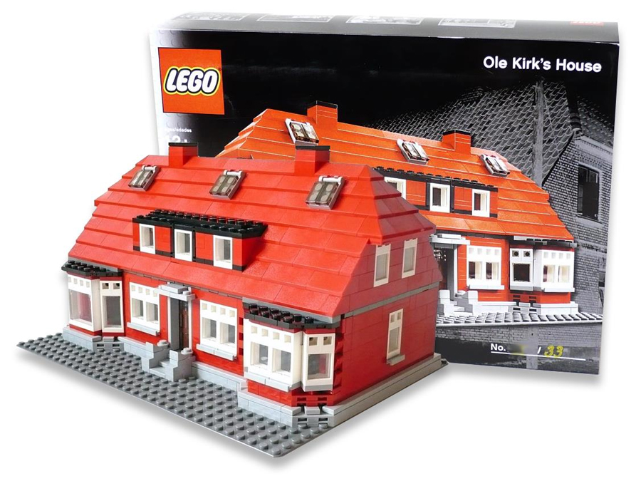 LEGO Ole Kirk's House (1/32)