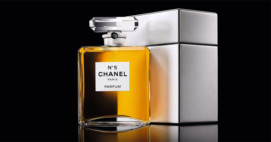 Le N°5 Parfum Grand Extrait by Chanel - $3,500