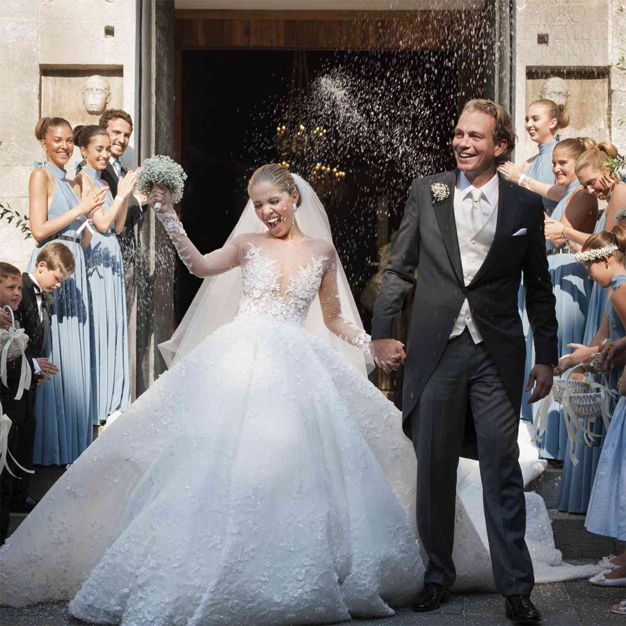 Egyptian actress dons 'world's most expensive wedding dress'