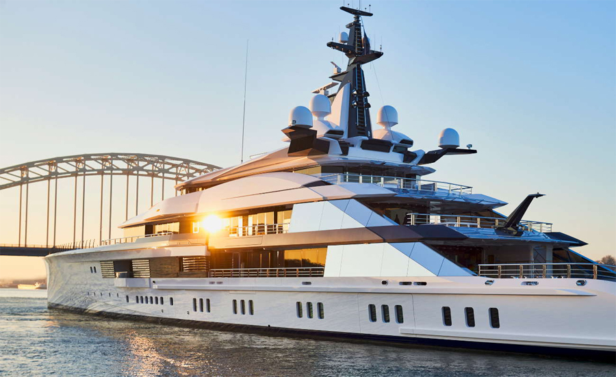 Jerry Jones's luxury yacht Bravo Eugenia