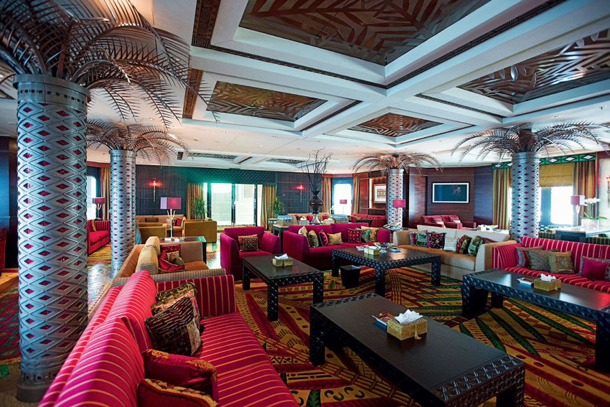 Dubai luxury superyacht