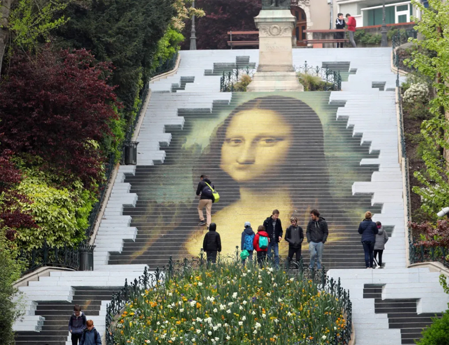 Mona Lisa Staircase