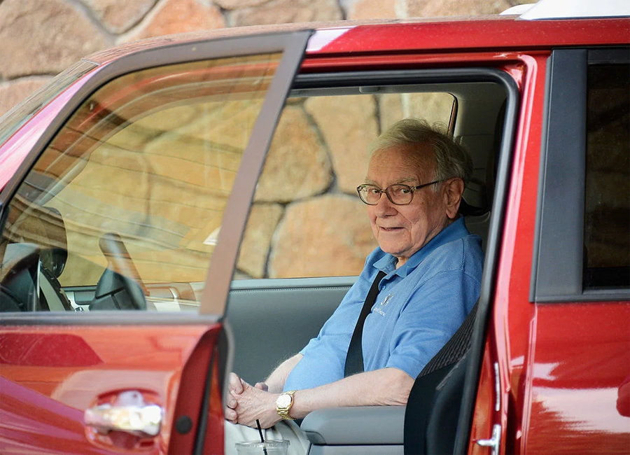 Warren Buffett's Modest Choice